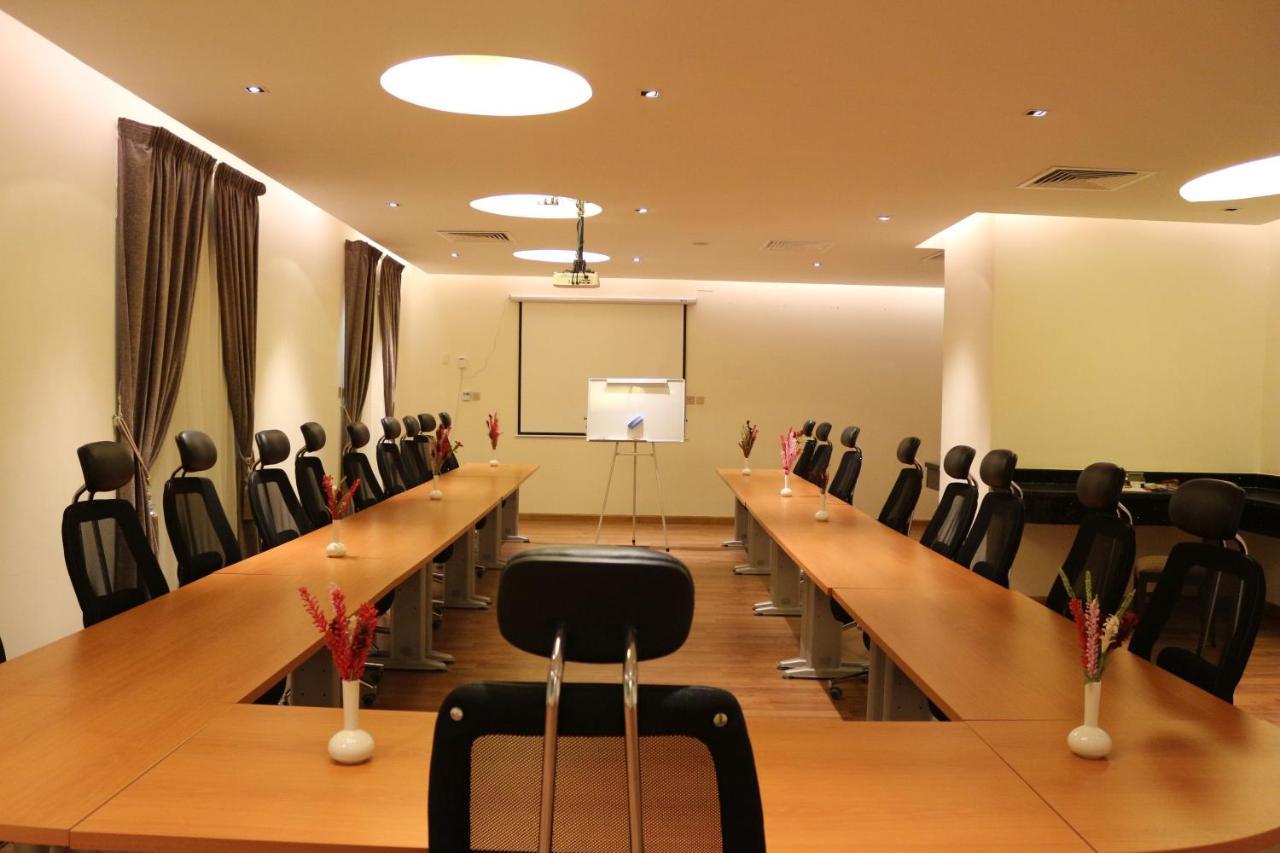 Address Sharurah Hotel 외부 사진